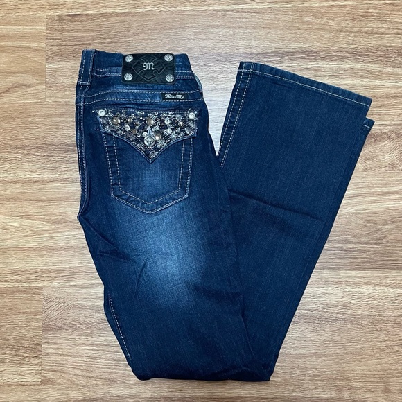 Buckle Jeans Buckle Miss Mewomens Mid Rise Jeanssize 27 Poshmark